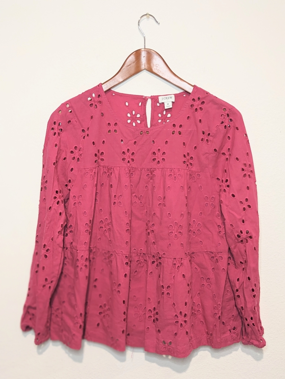 J.CREW Eyelet Tiered Popover Fucsia Pink Top M